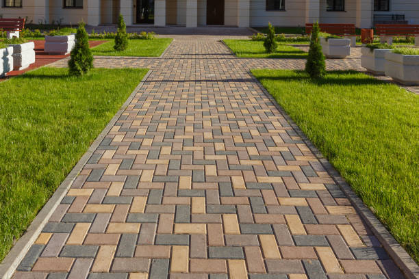 Best Residential Driveway Paver Services  in Bell, CA